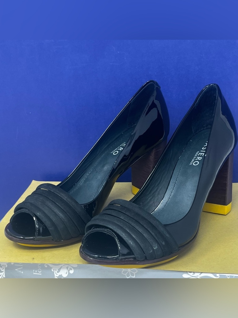 Masiero Deep Purple Patent Leather Peep-Toe Block Heel Pumps Brazil 6/37